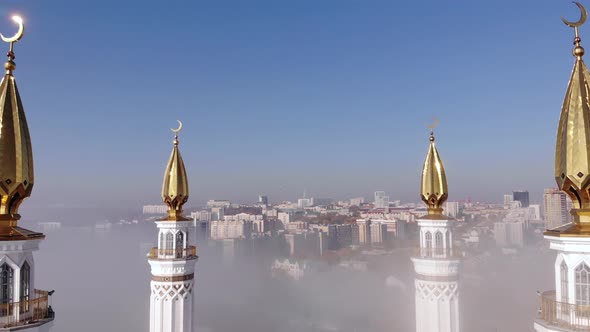 Cathedral mosque "Ar-Rahim" in the fog alt
