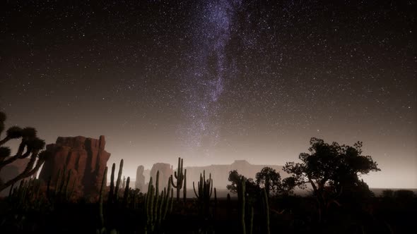 Hyperlapse in Death Valley National Park Desert Moonlit Under Galaxy Stars alt