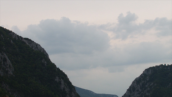 Passing Clouds Over the Canyon alt
