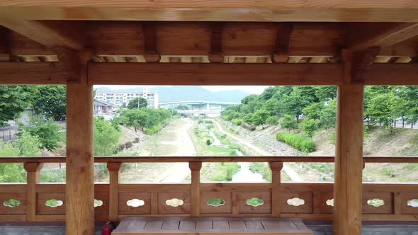 Beautiful Korean Wooden Buildings alt