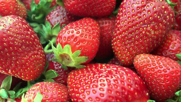 Rotating Strawberries alt