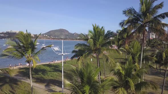 Praia da Guaderia, Vitória, Espírito Santo, Brasil. alt