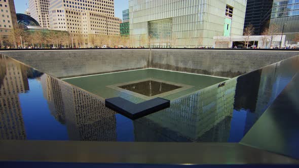 Close up view of the 9/11 Memorial pool, New York City alt