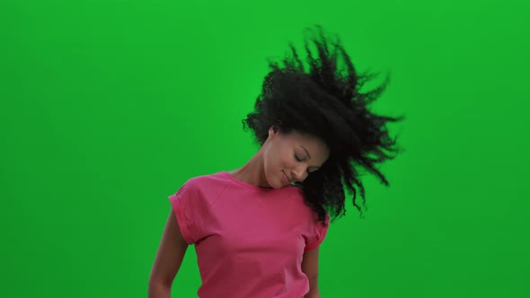 Portrait of Young Female African American Waves Curly Hair alt