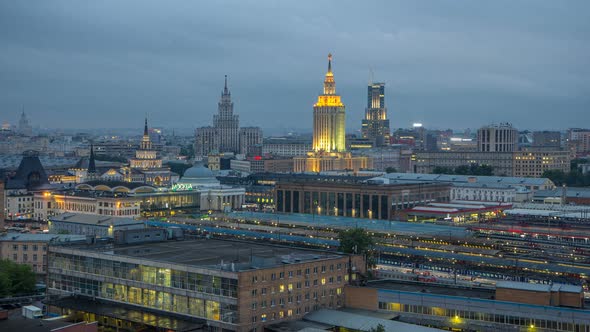 Evening Top View of Three Railway Stations Day To Night Timelapse at the Komsomolskaya Square in alt