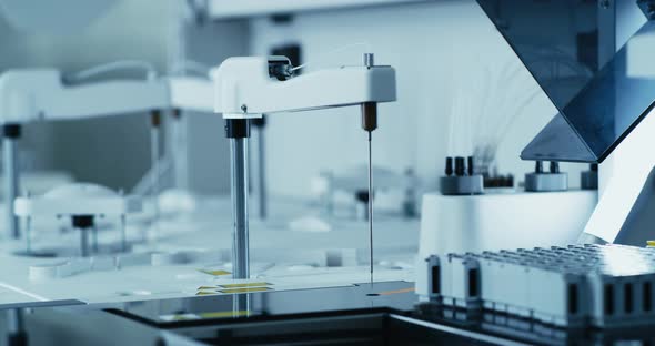 Mechanism of Modern Machine in Lab alt