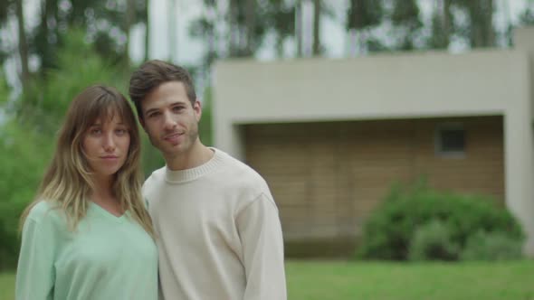 Couple, portrait alt