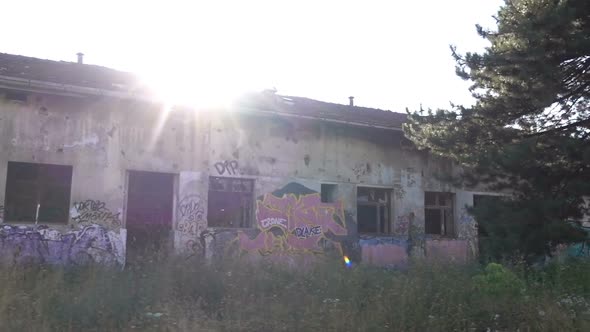 Abandoned Building alt