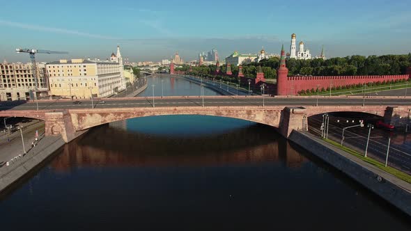 Famous Bridge on the Embankment of the Moskva River Near the Moscow Kremlin in Summer alt