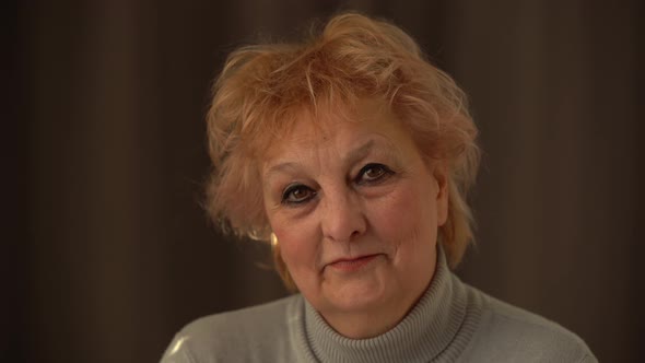 Head Shot 55s Female Start Videochat with Friend or Grown Up Children Enjoy Remote Chat alt