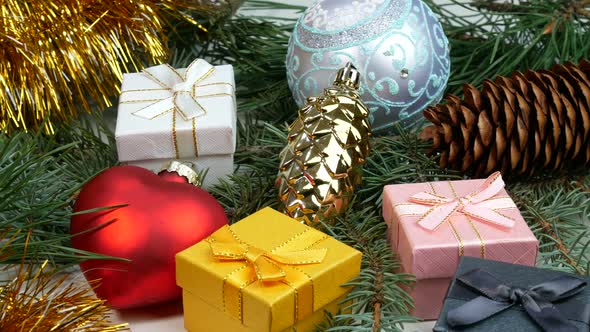 Christmas Souvenirs alt