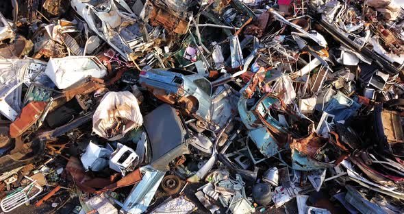 Scrap metal polluting soil, irreversible consequences for nutrient cycling(carbon, nitrogen, phospho alt