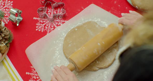 Flat Lay. Step By Step. Rolling Out Gingerbread Cookie Dough To Bake Christmas Cookies. alt