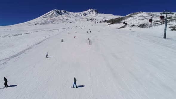 Ski And Ski Resort alt