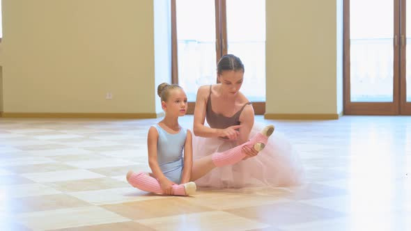 Young Ballerina Rehearsal