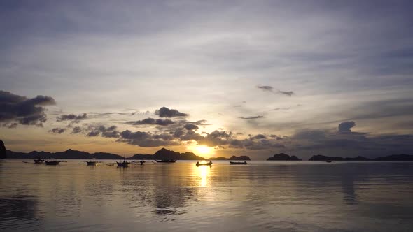 Beautiful Sunset Over Sea alt