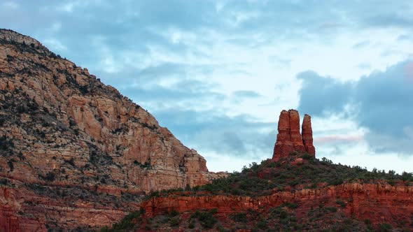Time lapse of the clouds above the rock formations in Sedona Arizona alt