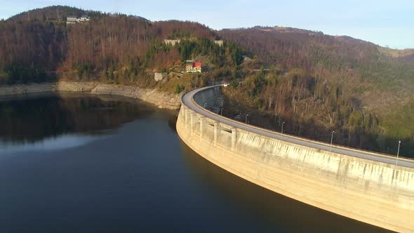 Aerial View of Dam alt