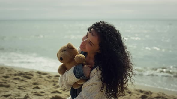 Latina Woman Posing Sea Beach alt