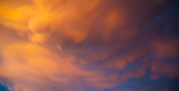 Mammatus Clouds at Sunset Timelapse
