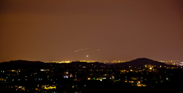 Airplanes Landing at Night Timelapse