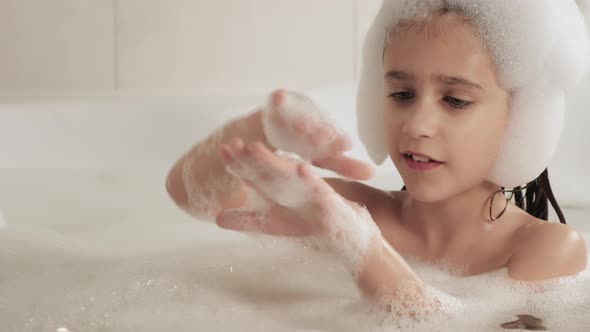 Beautiful Foam Hairstyle alt