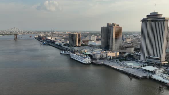 Aerial view of New Orleans and Paddlewheel boats alt