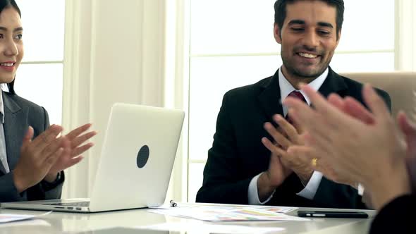 Business Meeting 18 alt