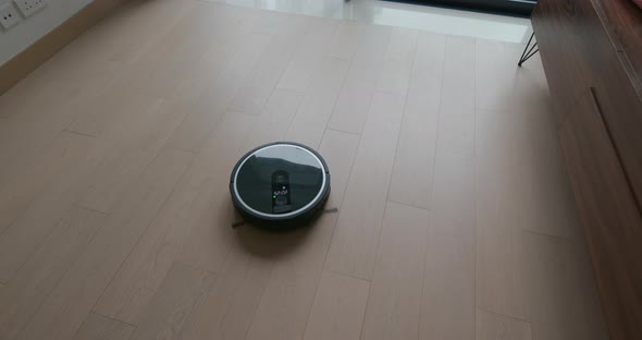 Robot vacuum cleaner cleans the floor