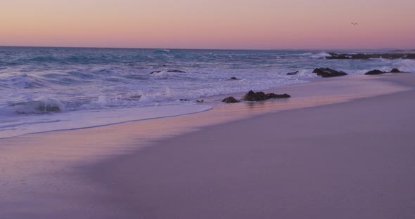 Beach holiday destination alt