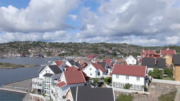 The small village of Gjeving in Tvedestrand, along the southern coast of Norway alt