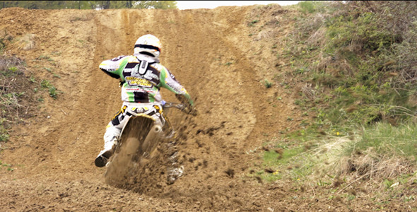 Motocross Biker In Slow Motion alt