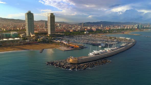 Barcelona Olimpyc Port alt