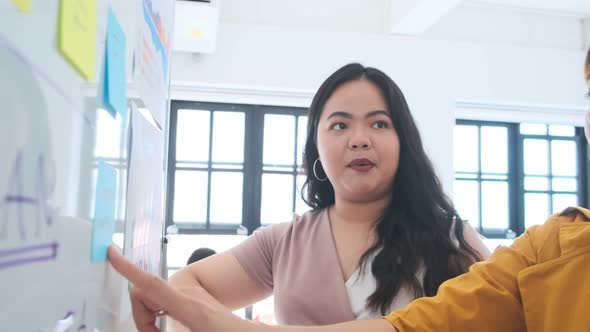 creative agency business brain storm meeting presentation alt