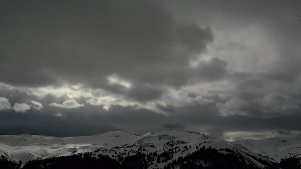 Storm mountain timelapse