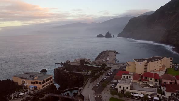 Natural Pool at Porto Moniz, Madeira alt