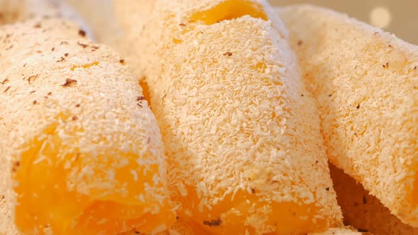 Dolly Shooting Fruit Turkish Delight with Apricot alt