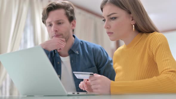 Upset Office Colleagues Reacting To Online Payment Failure alt