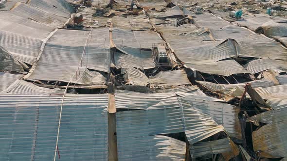 War Bomb Destruction House Ukraine Irpen Bucha Kyiv Damage Destroyed City alt