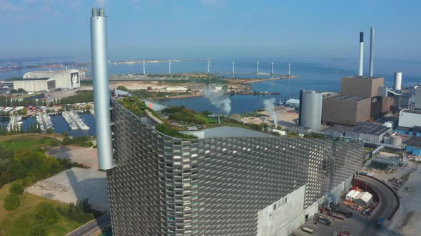 WastetoEnergy Power Plant in Copenhagen with the Ski Area on the Roof alt