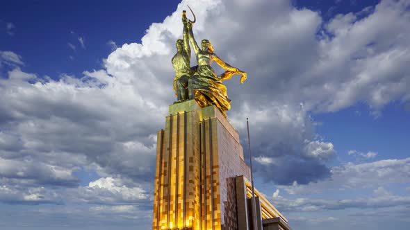monument Rabochiy i Kolkhoznitsa, sculptor Vera Mukhina, Moscow, Russia. Made of in 1937