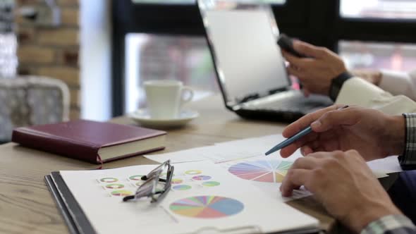 Businessman Analyze the Business Growth alt