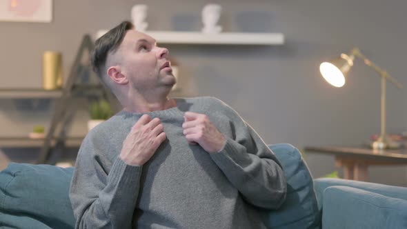 Portrait of Casual ManFeeling Scared Frightened alt