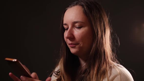 The Woman Records the Voice Message Opens the Cards with the Help of a Command alt