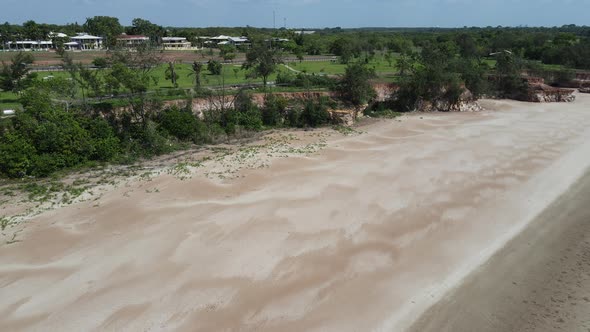Low Moving Shot of Cliffs at Casuarina Beach in Darwin, Northern Territory alt