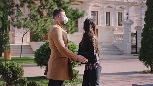 In the Quarantine a Couple Meeting Each Other in alt