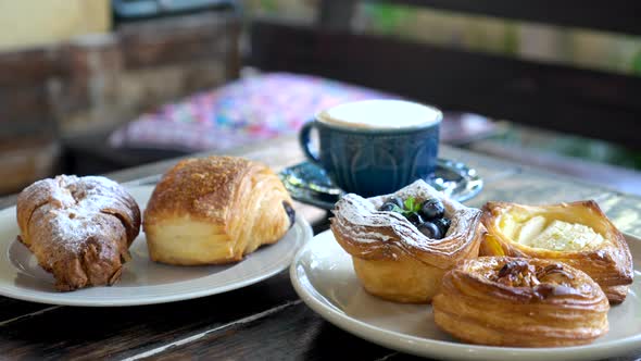 Sweet Pastries in Cafe alt