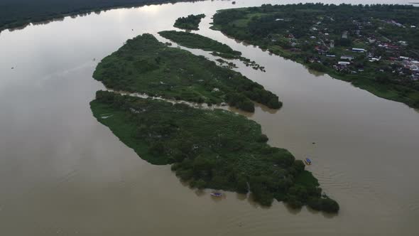 Aerial view the boat cruise at island near the Sungai Perak alt