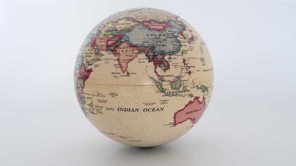 Spinning globe earth - earth map