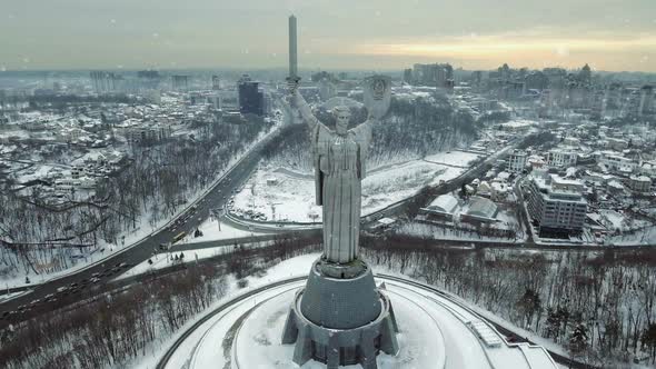 Kiev City - the Capital of Ukraine alt